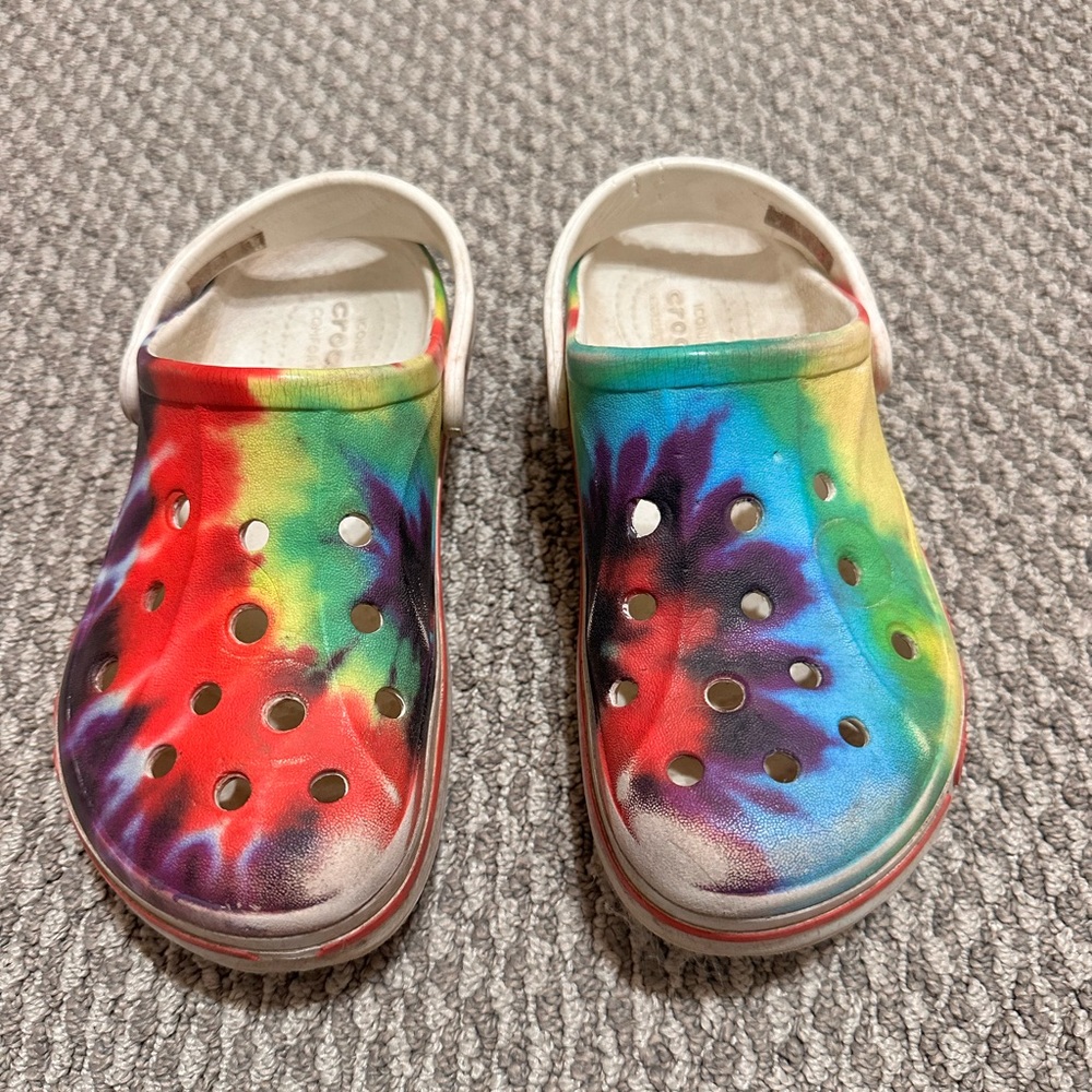 CROCS Kids Colorful Tie-Dye Sandals